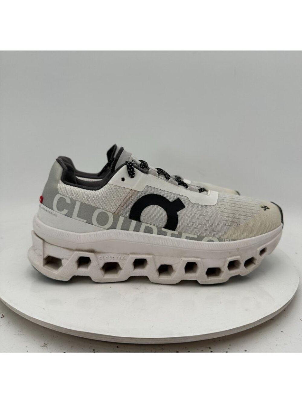 On CloudmOnster Swiss Engineering Women Size 7 61.98433 White Black  Shoes - Picture 4 of 11